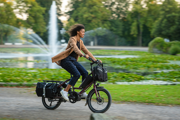 Tern Quick Haul D8 ebike being ridden to work