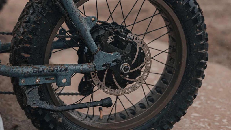 hydraulic brakes on adventure series